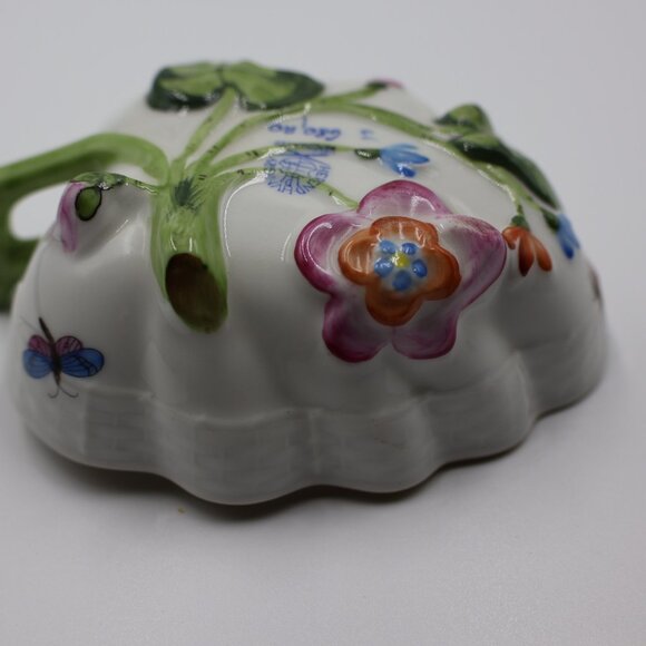 Herend Hand-Painted Small Dish or Bowl – Bird and Butterfly – Unique - Picture 4 of 8